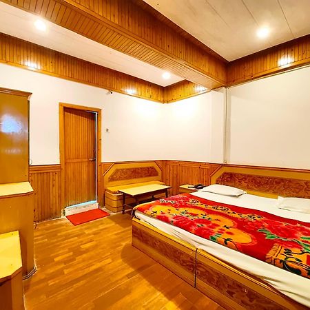 Hotel Shalimar The Mall Road 奈尼塔尔 外观 照片