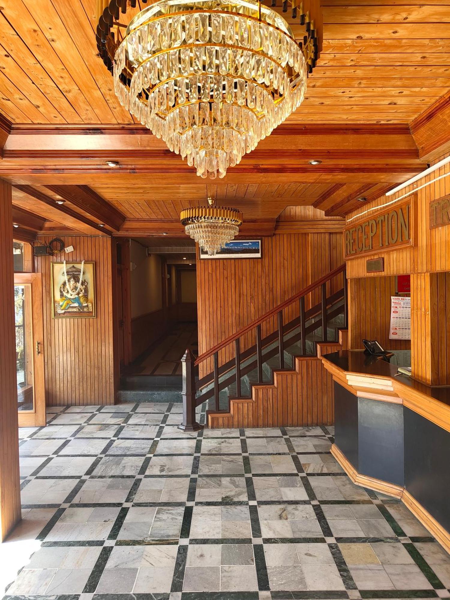 Hotel Shalimar The Mall Road 奈尼塔尔 外观 照片