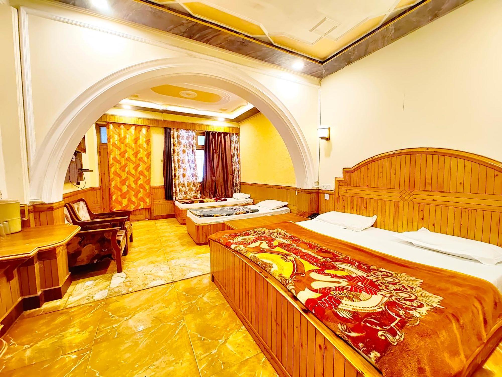 Hotel Shalimar The Mall Road 奈尼塔尔 外观 照片