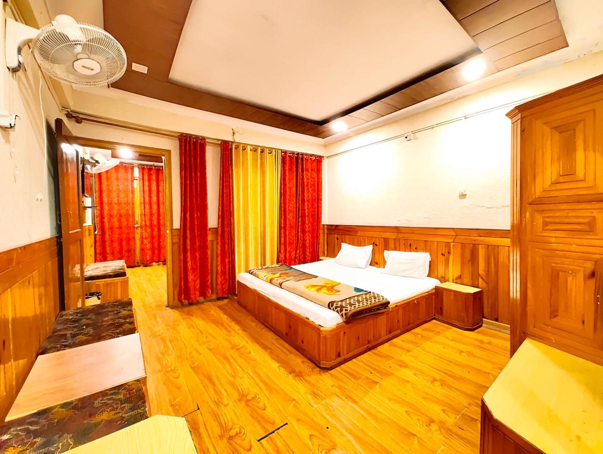 Hotel Shalimar The Mall Road 奈尼塔尔 外观 照片